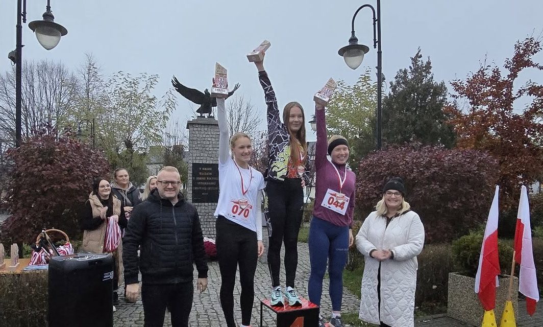 [2025.11.09] VII Bieg dla Niepodległej i Marsz Nordic Walking dla Niepodległej w Kikole.