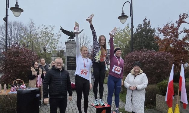 [2025.11.09] VII Bieg dla Niepodległej i Marsz Nordic Walking dla Niepodległej w Kikole.